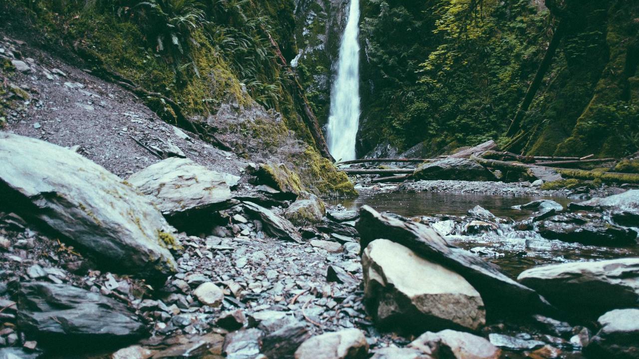 Phần 2: Người trong gương #5