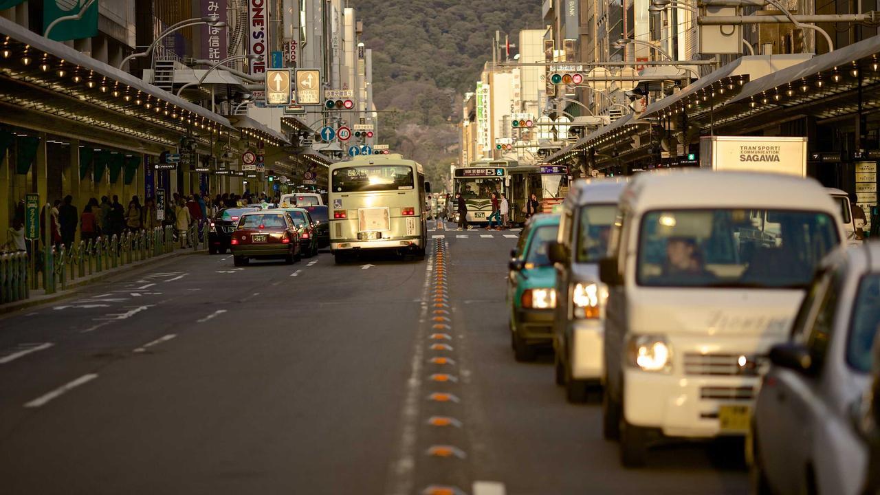 Phần 4: Bóng dáng quen thuộc #3